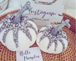 Win a decorative pumpkin